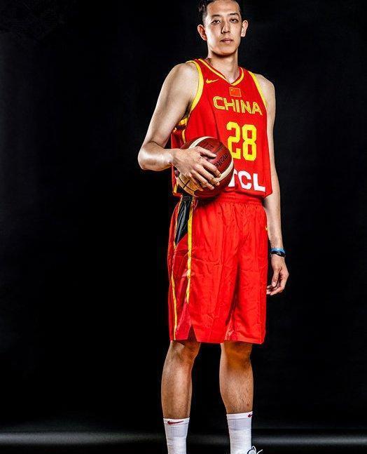 转折点深圳男篮队长鼓劲，欧联赛后攻防权衡，目标明确，心理建设被强调的简单介绍爱游戏官网